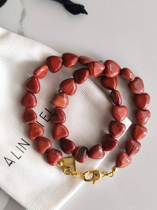 Amour Fin | Beloved Red Jasper Kolye