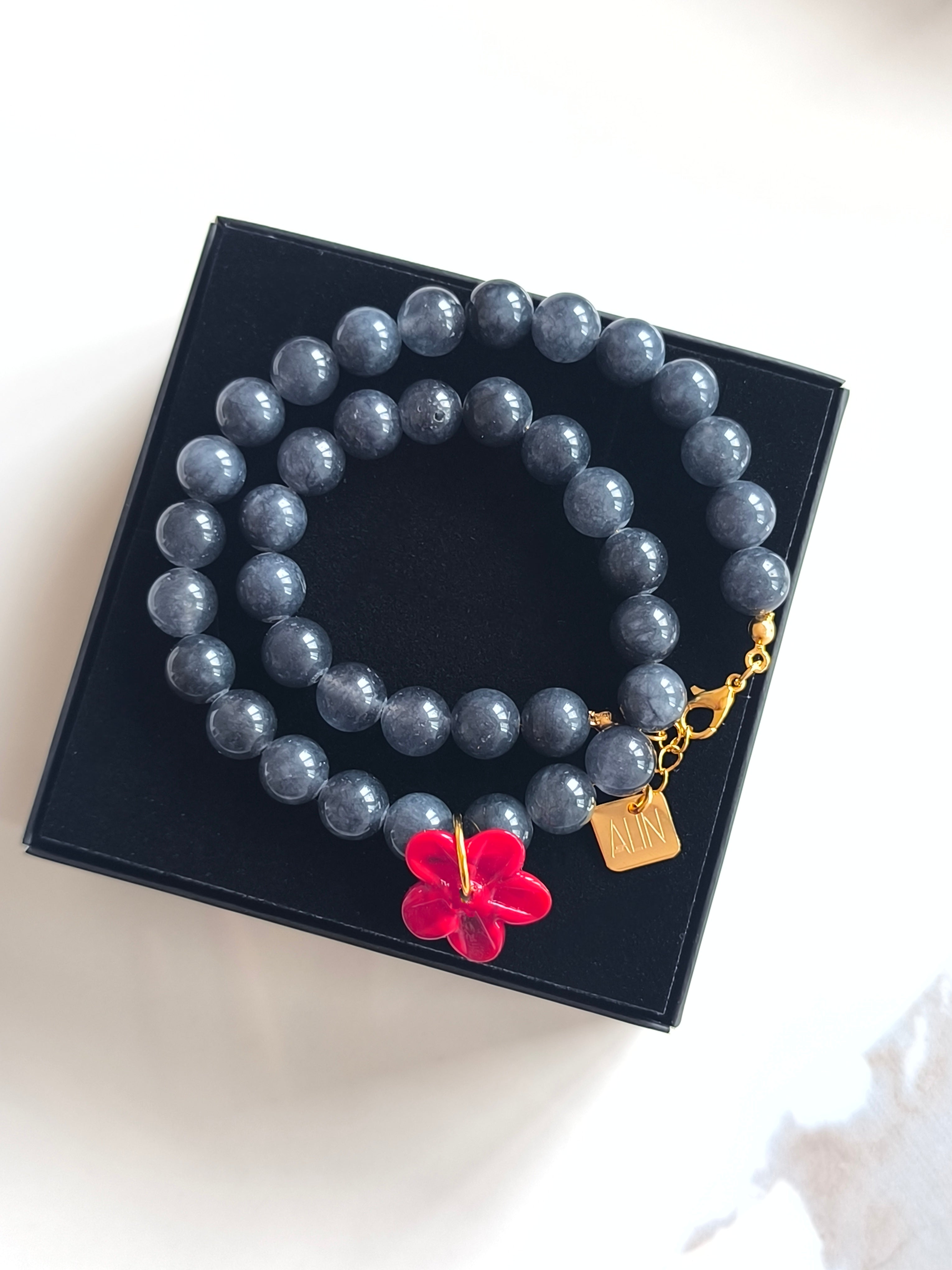 Nerina Blue-Grey Kolye